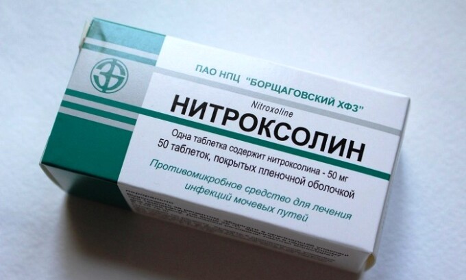 Для угнетения роста болезнетворных микроорганизмов используется Нитроксолин